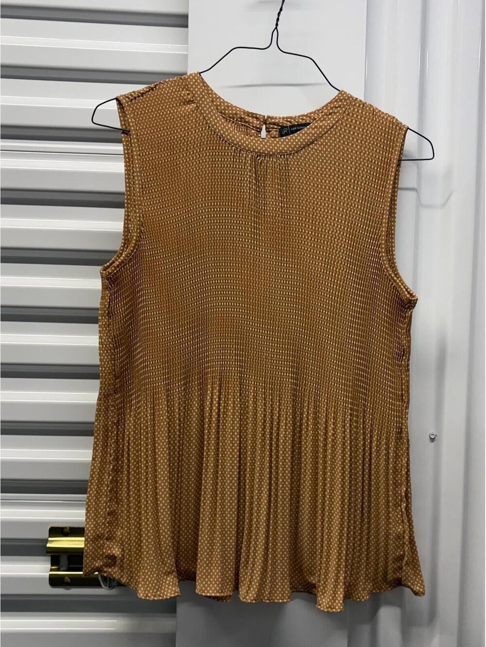 Adrianna Papell Women’s Large Adrianna Papell Orange Polka Dot Sleeveless Blouse